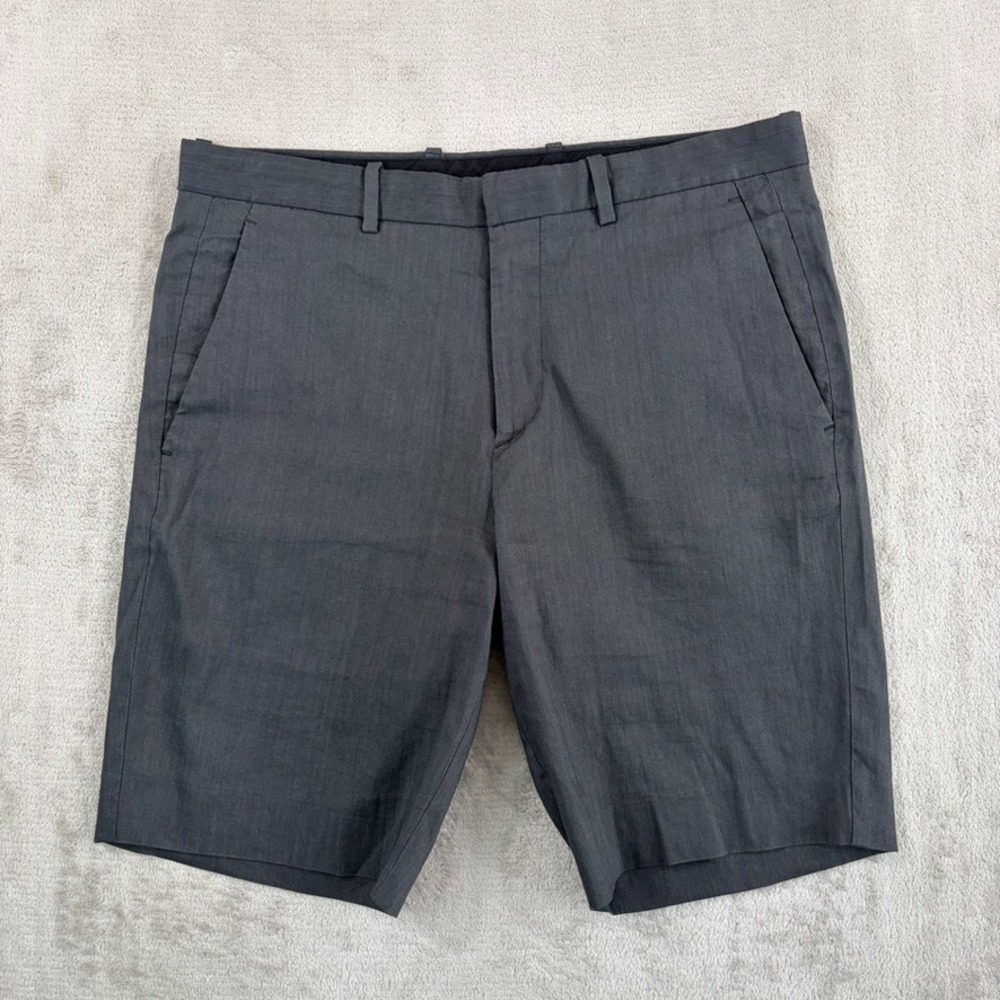 THEORY Beckit Performance Linen Blend Shorts in Grey Men 31 (Fits 32) Stretch